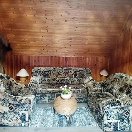 Erdei Szalonka Vendeghaz Holiday home *