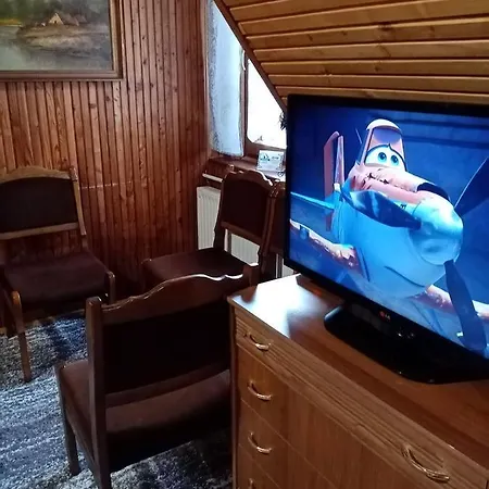 Erdei Szalonka Vendeghaz *