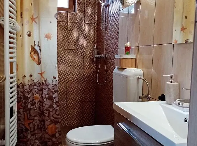 Feriehus Erdei Szalonka Vendeghaz Háromhuta