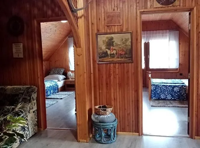 Erdei Szalonka Vendeghaz *